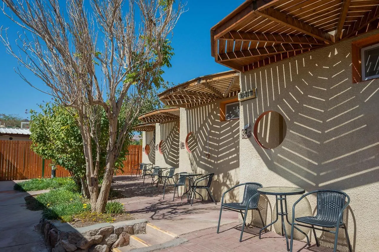 Eilot Kibbutz Country Lodging Eilat 2*,  İsrail