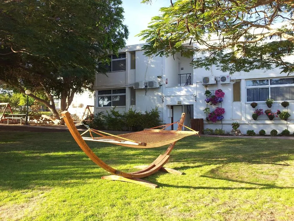Eilot Kibbutz Country Lodging Eilat
